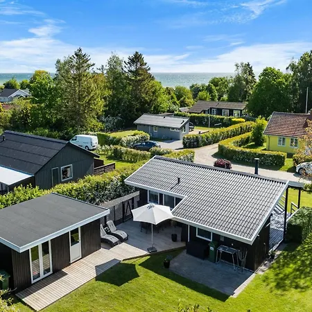 Bjart - 150m From The Sea By Interhome Feriehus *