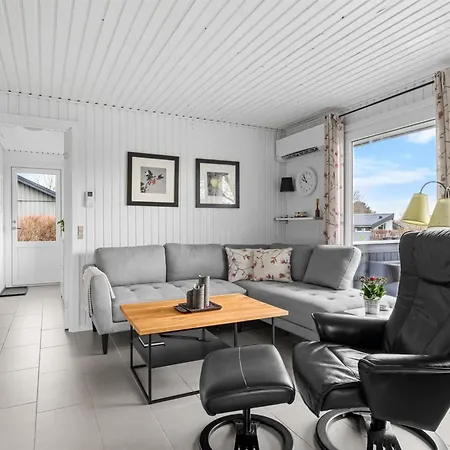 Bjart - 150m From The Sea By Interhome 別荘