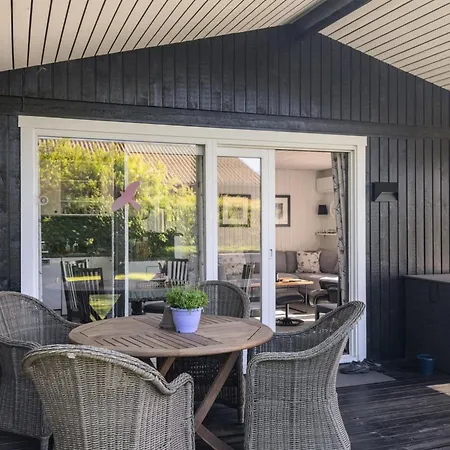 Feriehus Bjart - 150m From The Sea By Interhome *