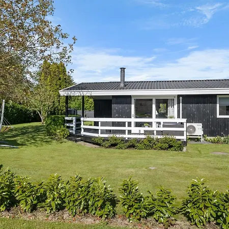 Bjart - 150m From The Sea By Interhome Prázdninový dům