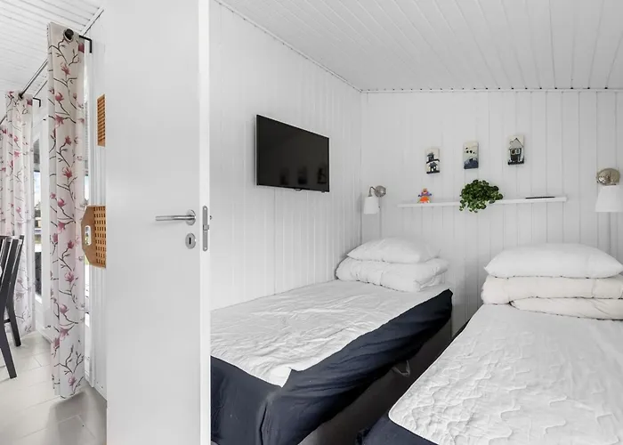 Feriehus Bjart - 150m From The Sea By Interhome