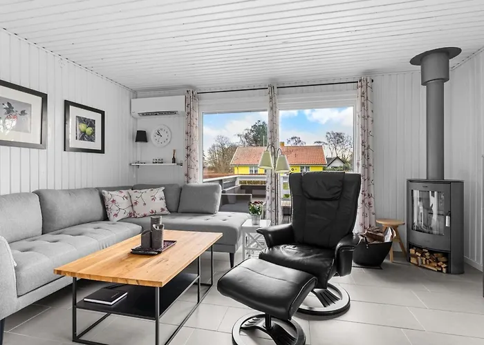 Feriehus Bjart - 150m From The Sea By Interhome *