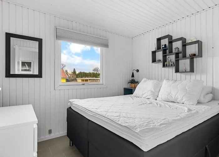 Bjart - 150m From The Sea By Interhome