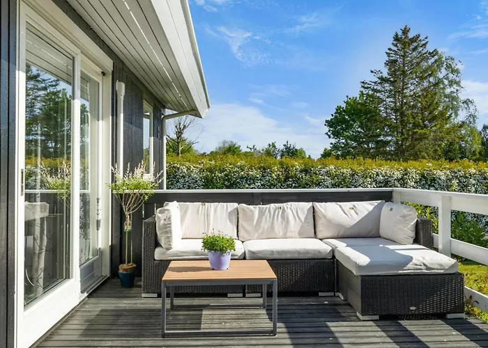 Bjart - 150m From The Sea By Interhome