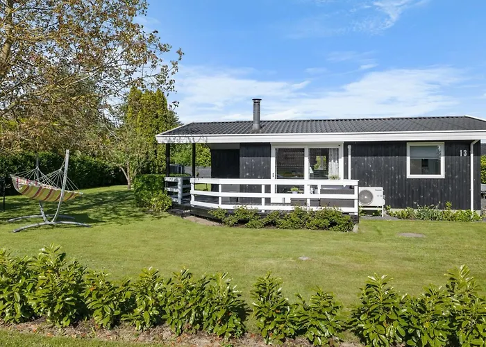 Bjart - 150m From The Sea By Interhome Feriehus